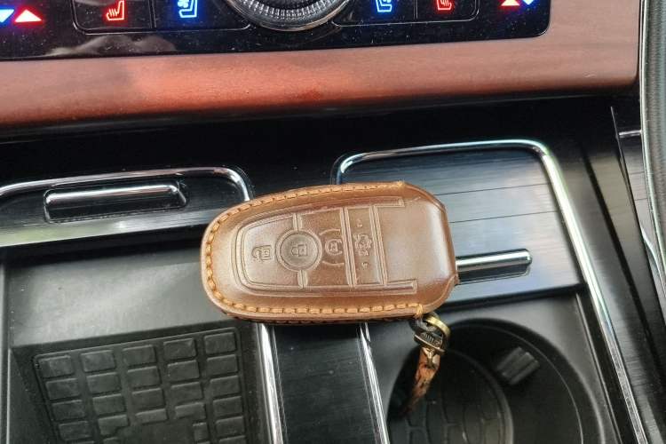 Used Lincoln Aviator 2021 3.0T V6 Four-Wheel Drive Zunya Edition Vehicle Key