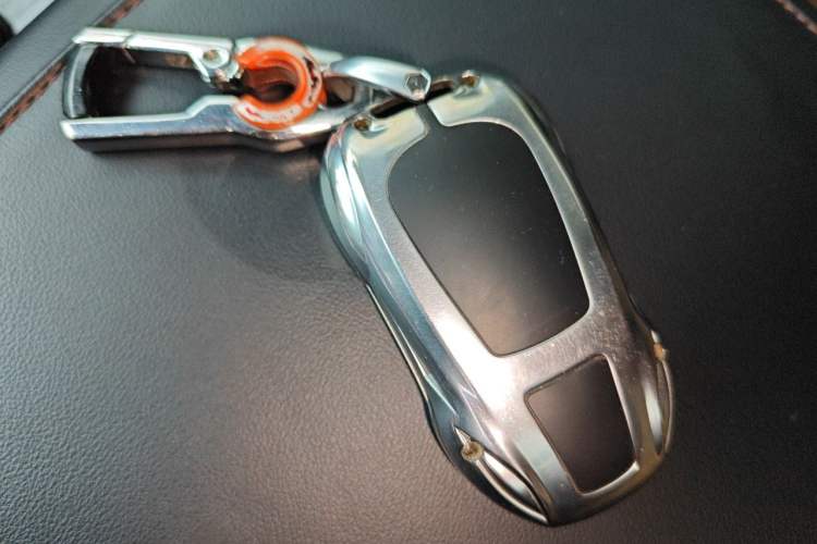 Used Lincoln Aviator 2021 3.0T V6 Four-Wheel Drive Zunya Edition Vehicle Key