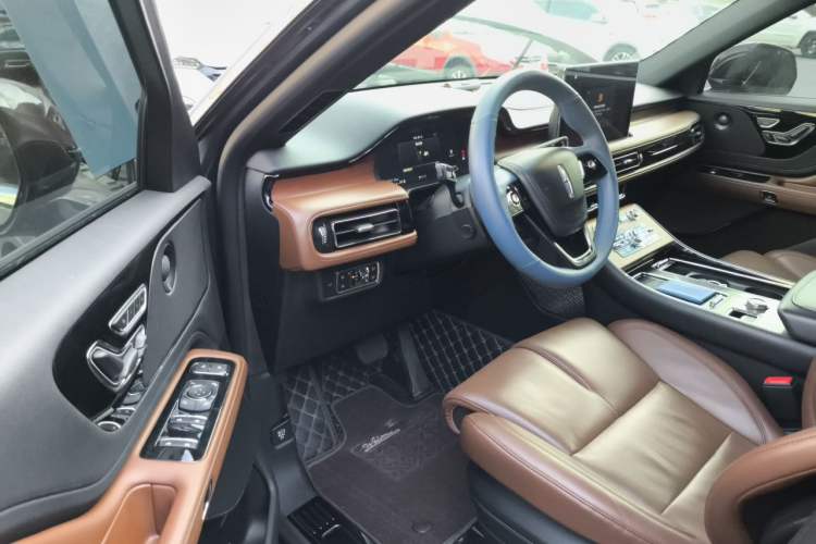 Used Lincoln Aviator 2021 3.0T V6 Four-Wheel Drive Zunya Edition Driver Seat