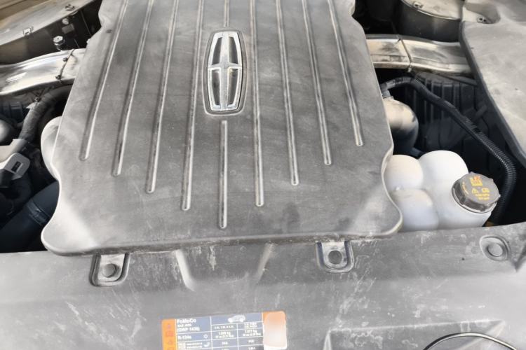 Used Lincoln Aviator 2021 3.0T V6 Four-Wheel Drive Zunya Edition Engine Bay