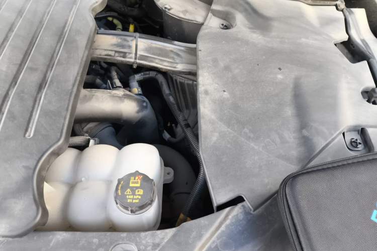 Used Lincoln Aviator 2021 3.0T V6 Four-Wheel Drive Zunya Edition Engine Bay Left
