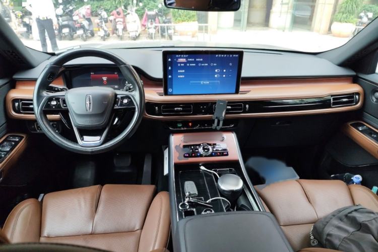 Used Lincoln Aviator 2021 3.0T V6 Four-Wheel Drive Zunya Edition Interior 2