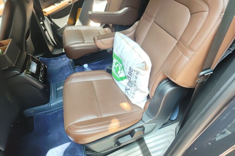 Used Lincoln Aviator 2021 3.0T V6 Four-Wheel Drive Zunya Edition Left Rear Seat