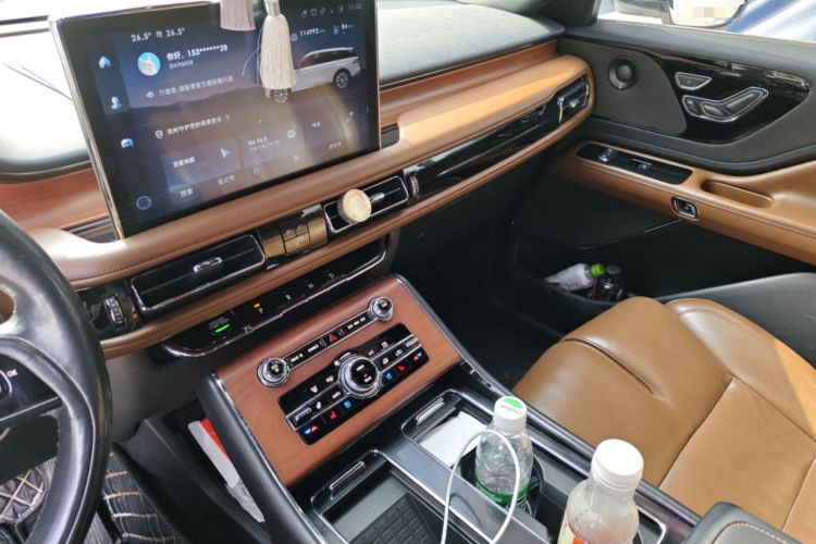 Used Lincoln Aviator 2021 3.0T V6 Four-Wheel Drive Zunya Edition Audio And AC Panel