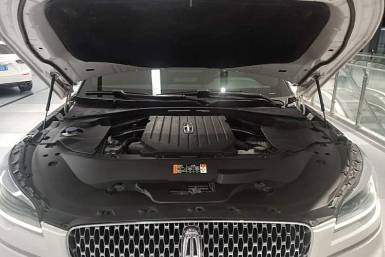 Used Lincoln Aviator 2021 3.0T V6 Four-Wheel Drive Zunya Edition Engine Bay