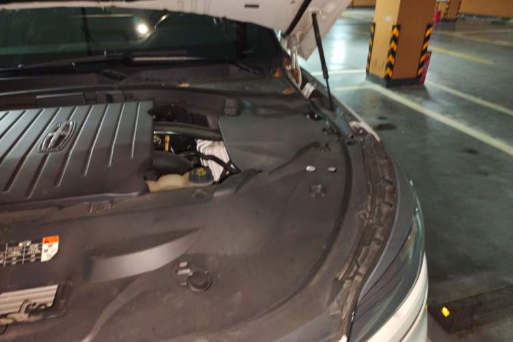 Used Lincoln Aviator 2021 3.0T V6 Four-Wheel Drive Luxury Edition Engine Bay Left