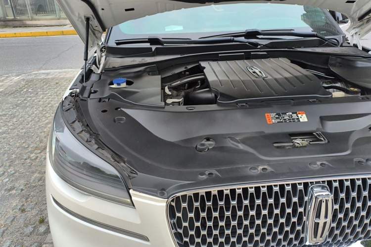 Used Lincoln Aviator 2021 3.0T V6 Four-Wheel Drive Zunya Edition Engine Bay Right