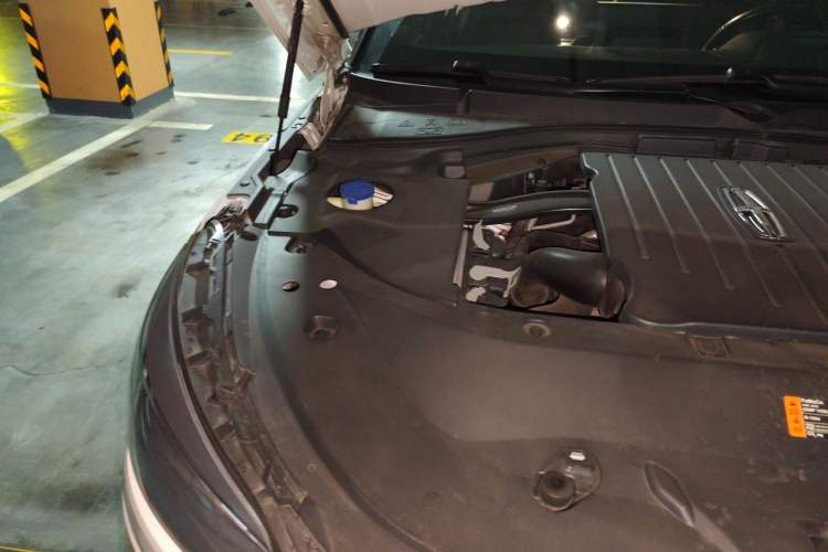 Used Lincoln Aviator 2021 3.0T V6 Four-Wheel Drive Luxury Edition Engine Bay Right