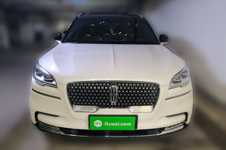 Used Lincoln Aviator 2021 3.0T V6 All-Wheel-Drive Executive Edition Exterior 1