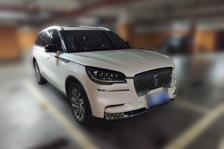 Used Lincoln Aviator 2021 3.0T V6 Four-Wheel Drive Luxury Edition Front Right 45 Deg