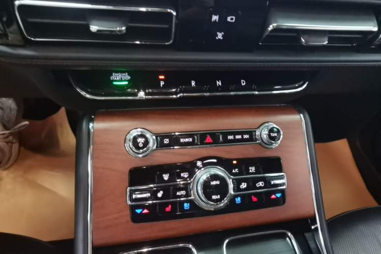 Used Lincoln Aviator 2021 3.0T V6 Four-Wheel Drive Luxury Edition Gear Lever
