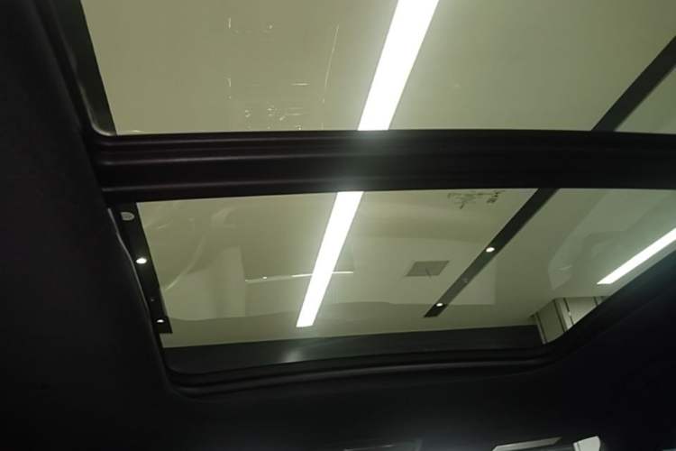 Used Lincoln Aviator 2021 3.0T V6 Four-Wheel Drive Zunya Edition Headliner