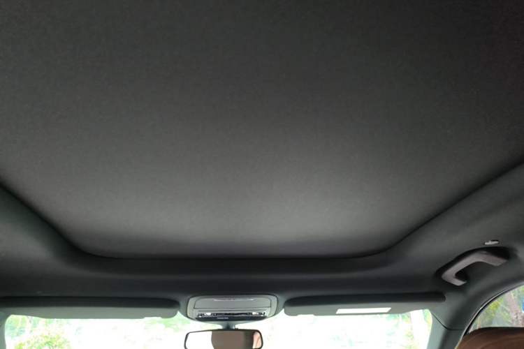 Used Lincoln Aviator 2021 3.0T V6 Four-Wheel Drive Zunya Edition Headliner
