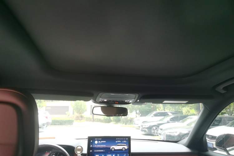 Used Lincoln Aviator 2021 3.0T V6 Four-Wheel Drive Zunya Edition Headliner