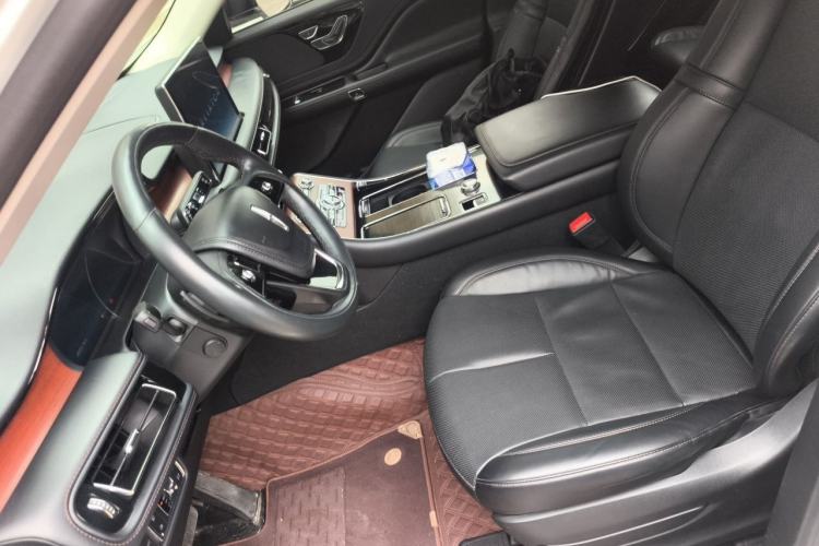 Used Lincoln Aviator 2021 3.0T V6 Four-Wheel Drive Luxury Edition Left Front Seat