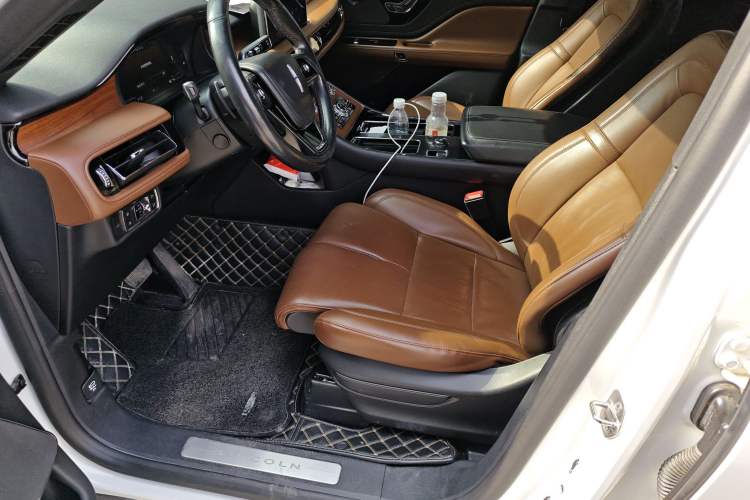 Used Lincoln Aviator 2021 3.0T V6 Four-Wheel Drive Zunya Edition Left Front Seat