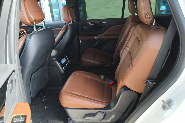 Used Lincoln Aviator 2021 3.0T V6 Four-Wheel Drive Zunya Edition Left Rear Seat