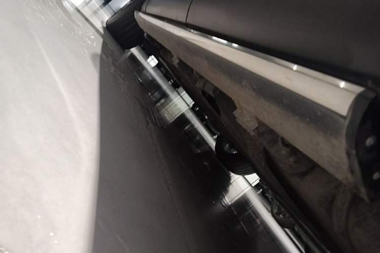 Used Lincoln Aviator 2021 3.0T V6 Four-Wheel Drive Zunya Edition Left Side Sill