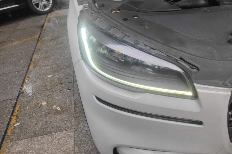 Used Lincoln Aviator 2021 3.0T V6 Four-Wheel Drive Zunya Edition Right Front Headlight