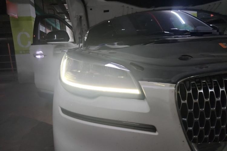 Used Lincoln Aviator 2021 3.0T V6 Four-Wheel Drive Zunya Edition Right Front Headlight