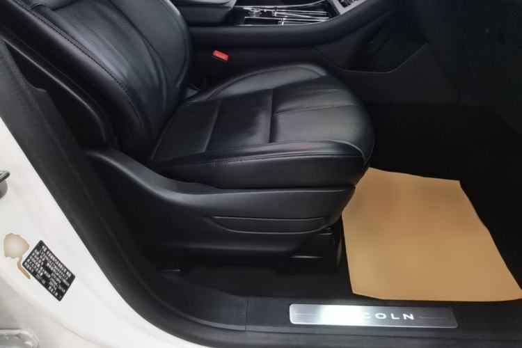 Used Lincoln Aviator 2021 3.0T V6 Four-Wheel Drive Luxury Edition Right Front Seat