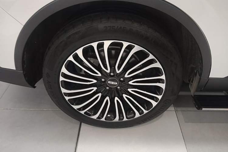 Used Lincoln Aviator 2021 3.0T V6 Four-Wheel Drive Zunya Edition Right Rear Wheel Hub