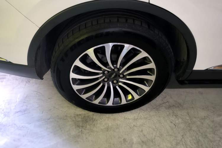 Used Lincoln Aviator 2021 3.0T V6 Four-Wheel Drive Zunya Edition Right Rear Wheel Hub