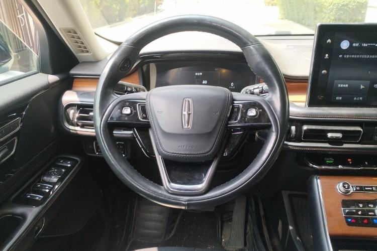 Used Lincoln Aviator 2021 3.0T V6 Four-Wheel Drive Luxury Edition Steering Wheel