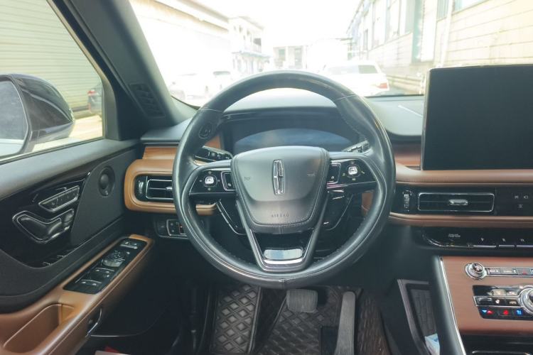 Used Lincoln Aviator 2021 3.0T V6 Four-Wheel Drive Zunya Edition Steering Wheel