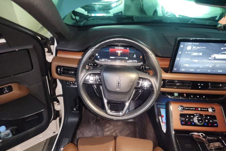 Used Lincoln Aviator 2021 3.0T V6 Four-Wheel Drive Zunya Edition Steering Wheel