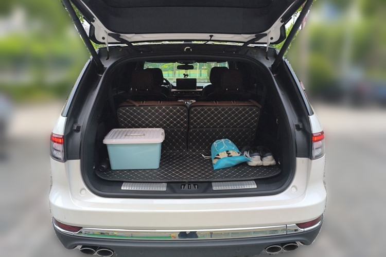 Used Lincoln Aviator 2021 3.0T V6 Four-Wheel Drive Zunya Edition Trunk