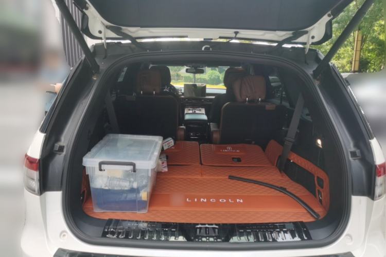 Used Lincoln Aviator 2021 3.0T V6 Four-Wheel Drive Zunya Edition Trunk