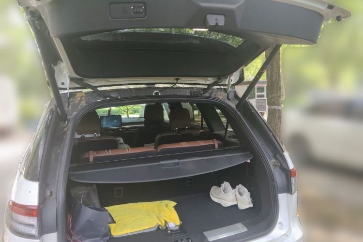 Used Lincoln Aviator 2021 3.0T V6 Four-Wheel Drive Zunya Edition Trunk