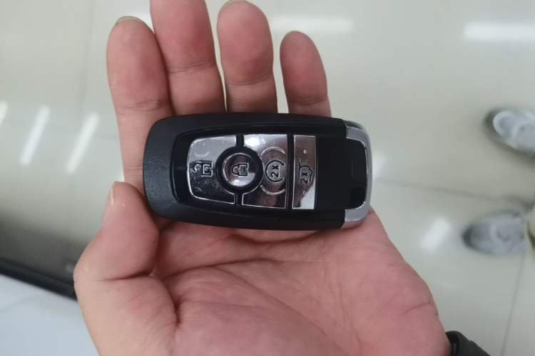 Used Lincoln Aviator 2021 3.0T V6 Four-Wheel Drive Luxury Edition Vehicle Key