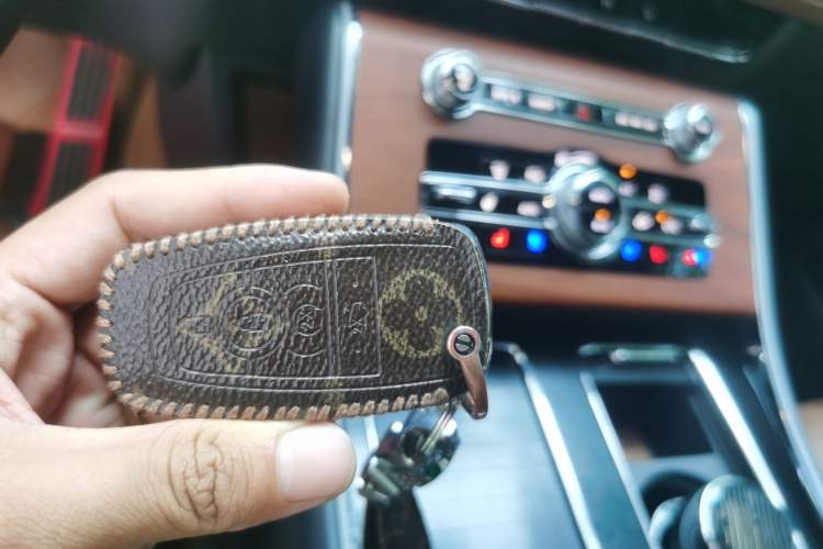 Used Lincoln Aviator 2021 3.0T V6 Four-Wheel Drive Zunya Edition Vehicle Key