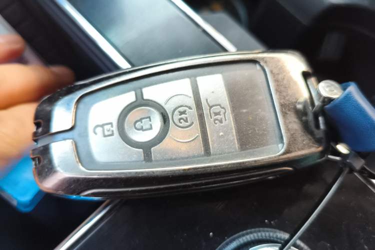 Used Lincoln Aviator 2021 3.0T V6 Four-Wheel Drive Zunya Edition Vehicle Key