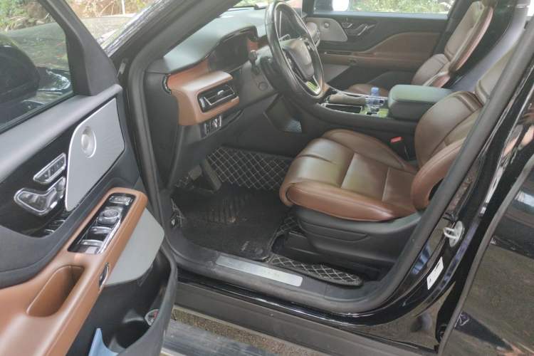 Used Lincoln Aviator 2022 3.0T V6 Four-Wheel Drive Executive Edition Driver Seat