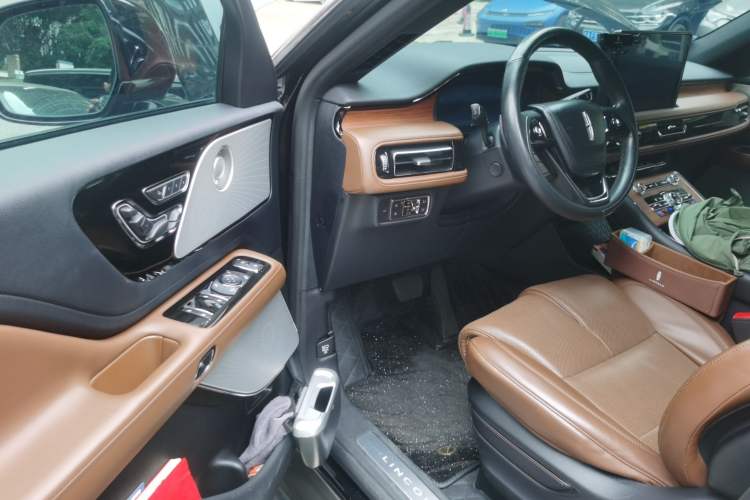 Used Lincoln Aviator 2022 3.0T V6 Four-Wheel Drive Executive Edition Driver Seat