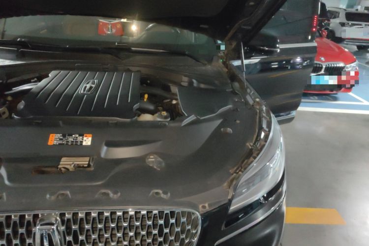 Used Lincoln Aviator 2022 3.0T V6 Four-Wheel Drive Luxury Edition Engine Bay Left
