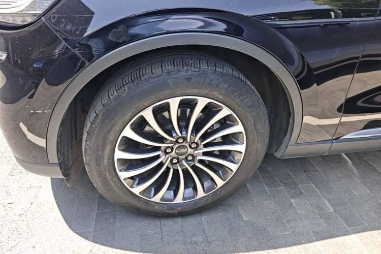 Used Lincoln Aviator 2022 3.0T V6 Four-Wheel Drive Luxury Edition Exterior 4