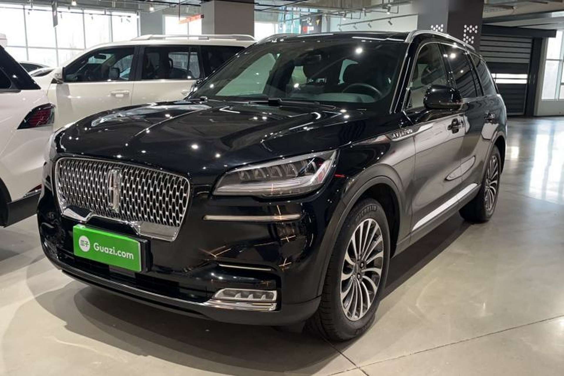 Used Lincoln Aviator 2022 3.0T V6 Four-Wheel Drive Luxury Edition Front Left 45 Deg