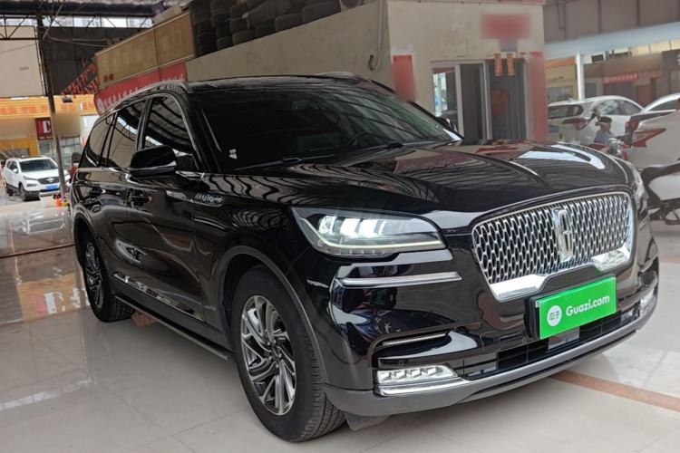 Used Lincoln Aviator 2022 3.0T V6 Four-Wheel Drive Luxury Edition Front Right 45 Deg