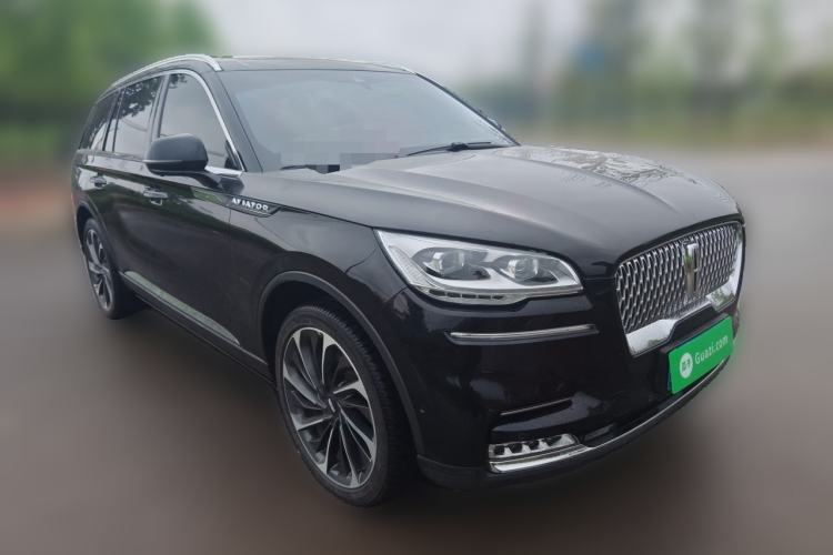Used Lincoln Aviator 2022 3.0T V6 Four-Wheel Drive Executive Edition Front Right 45 Deg