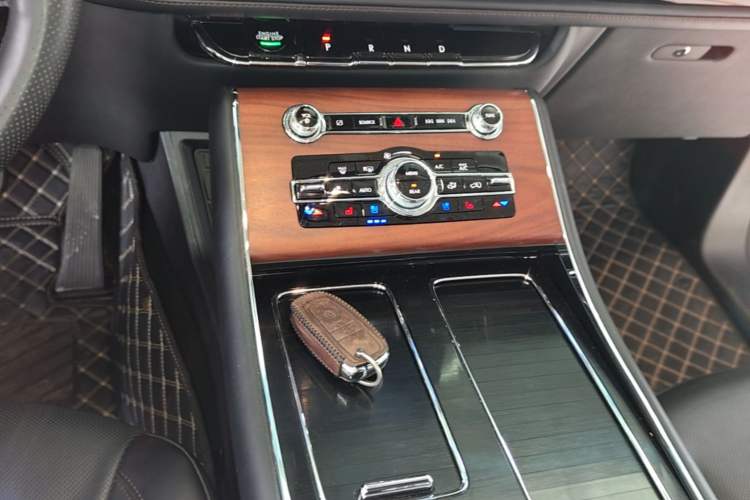 Used Lincoln Aviator 2022 3.0T V6 Four-Wheel Drive Luxury Edition Gear Lever
