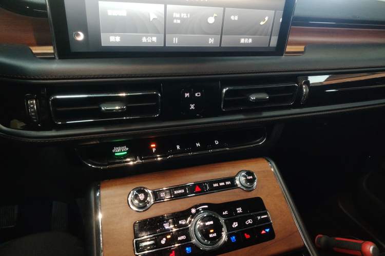Used Lincoln Aviator 2022 3.0T V6 Four-Wheel Drive Luxury Edition Gear Lever