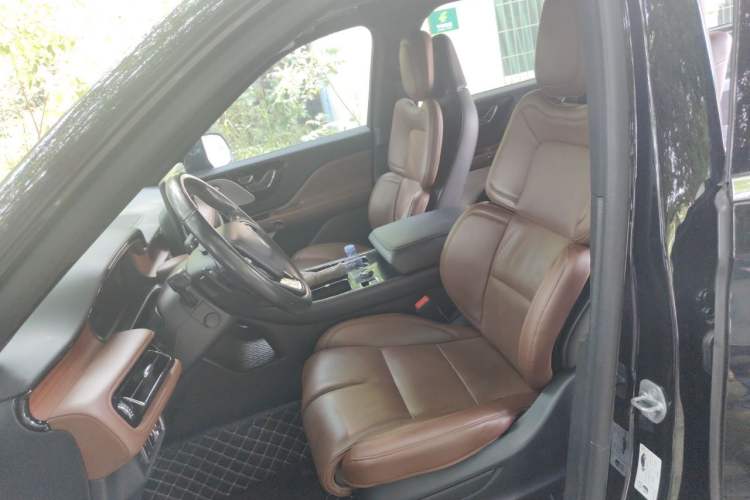 Used Lincoln Aviator 2022 3.0T V6 Four-Wheel Drive Executive Edition Left Front Seat