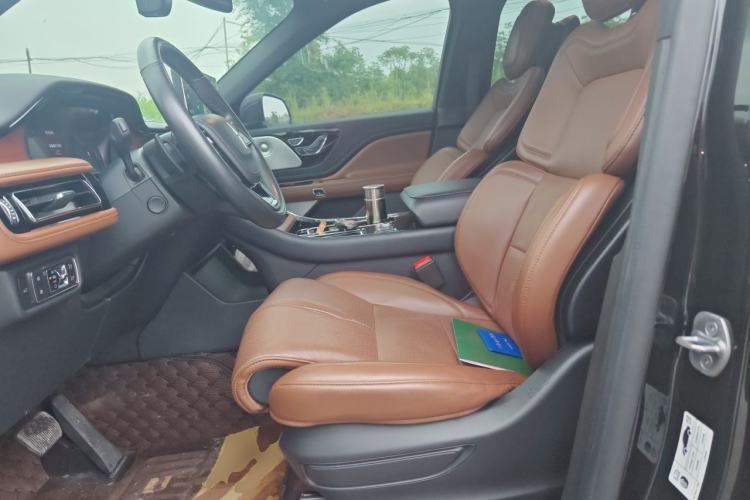 Used Lincoln Aviator 2022 3.0T V6 Four-Wheel Drive Executive Edition Left Front Seat