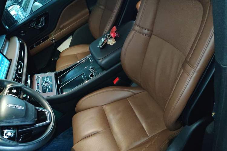 Used Lincoln Aviator 2022 3.0T V6 Four-Wheel Drive Luxury Edition Left Front Seat