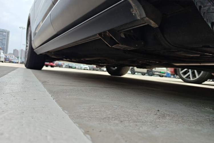 Used Lincoln Aviator 2022 3.0T V6 Four-Wheel Drive Luxury Edition Left Side Sill