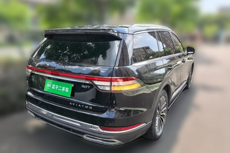Used Lincoln Aviator 2022 3.0T V6 Four-Wheel Drive Luxury Edition Rear Right 45 Deg